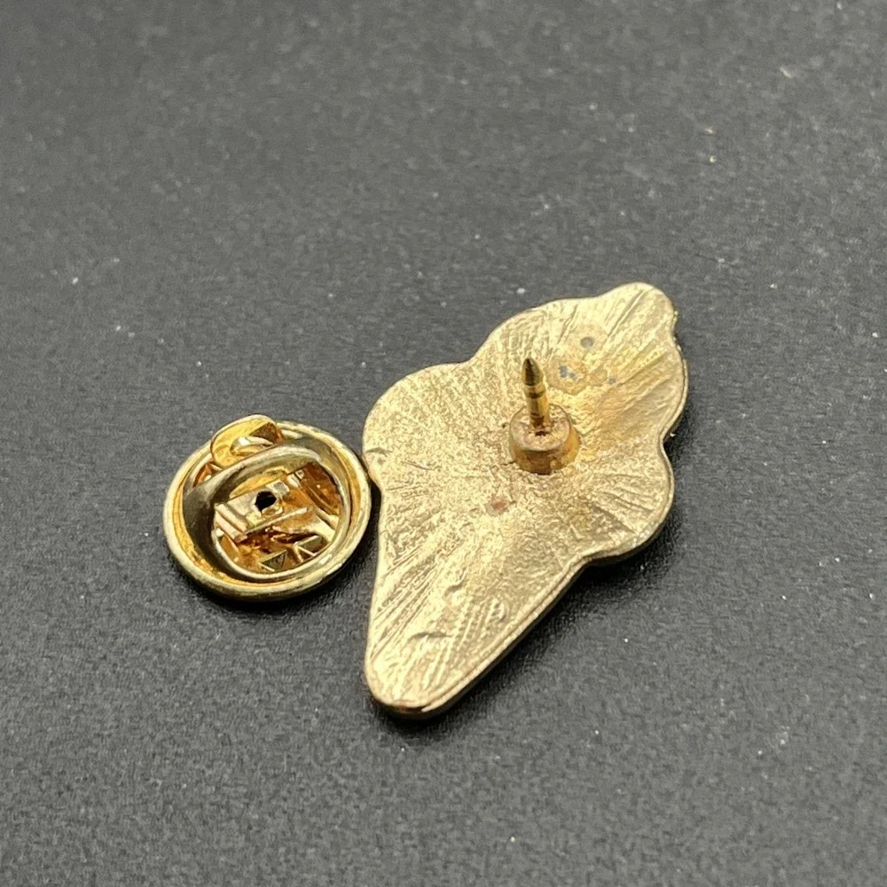 Cartoon Ice Cream‎ Cone Lapel Hat Pin